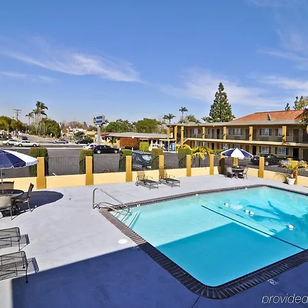 Best Western Orange Plaza 