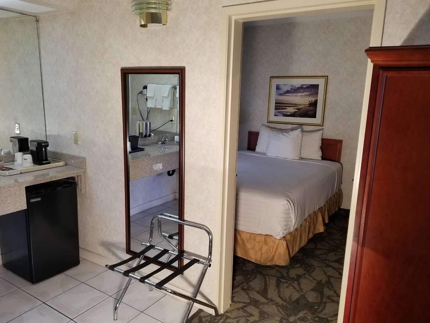 Hotel Best Western Plaza 3*