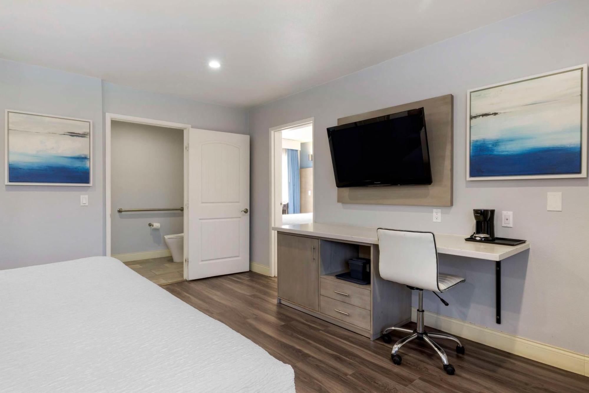 Best Western Plaza Hotel 3*