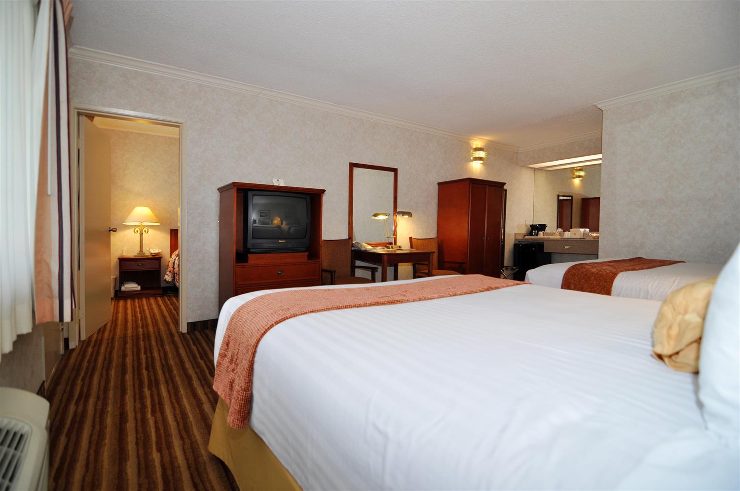 Best Western Plaza 3*
