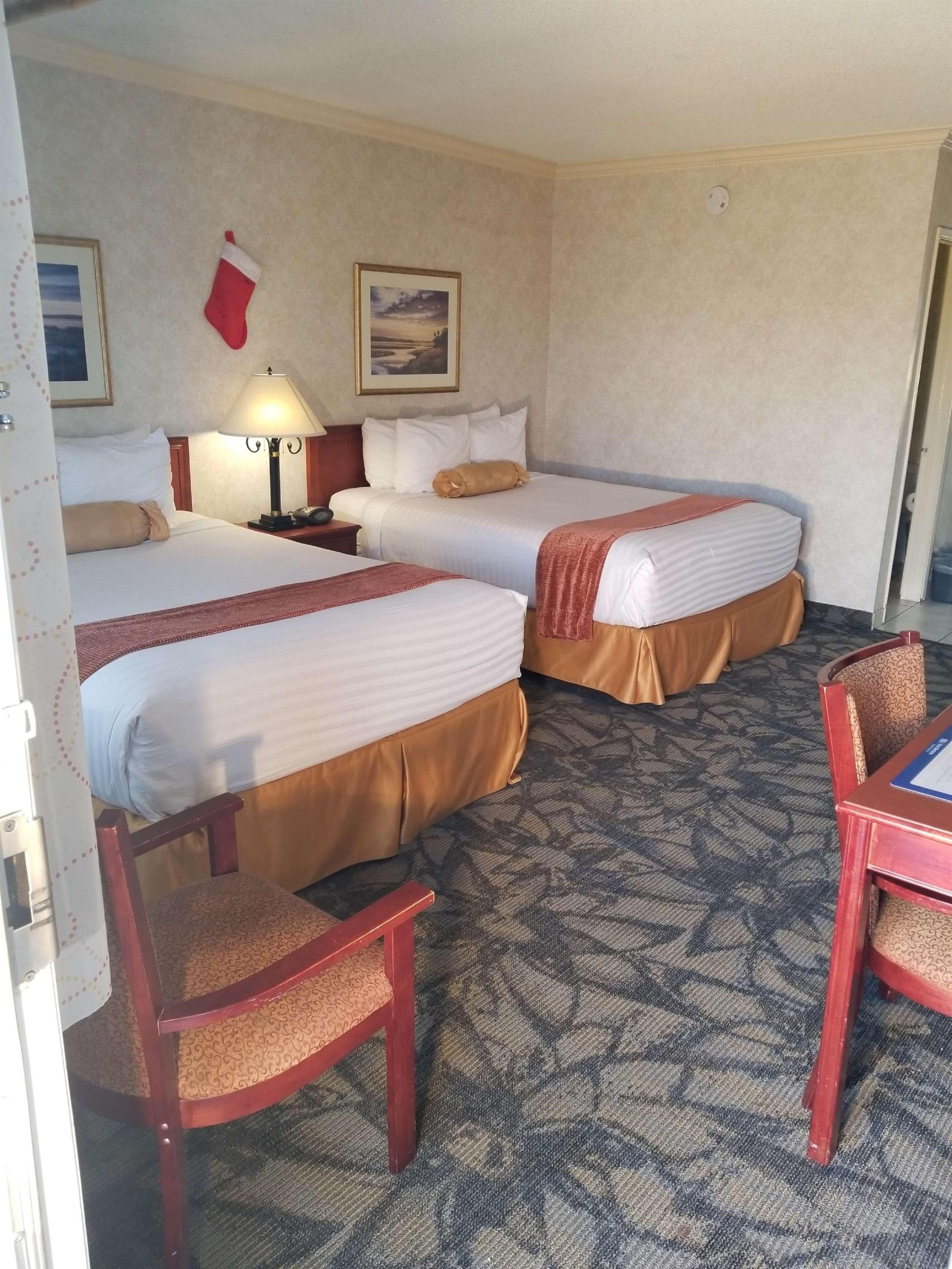 Best Western Plaza 3*