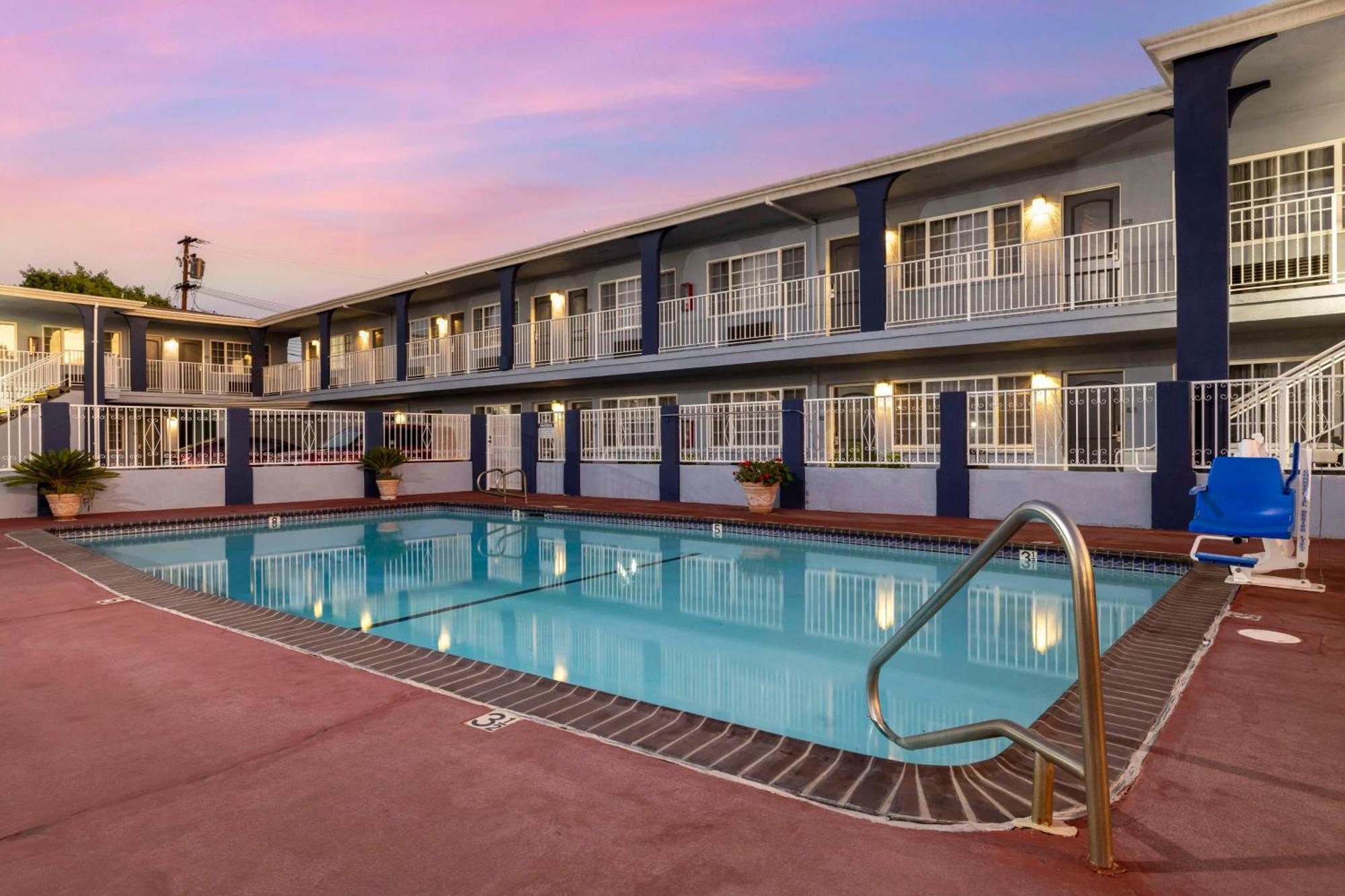 Best Western Plaza Hotel Orange